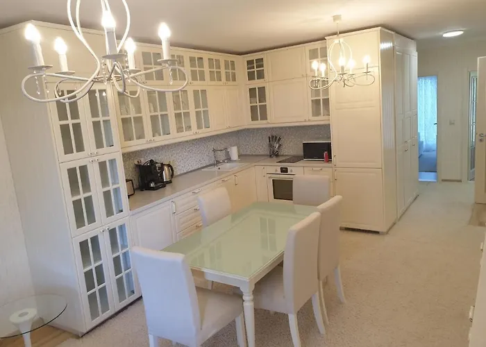 公寓 Evergreen 1 *